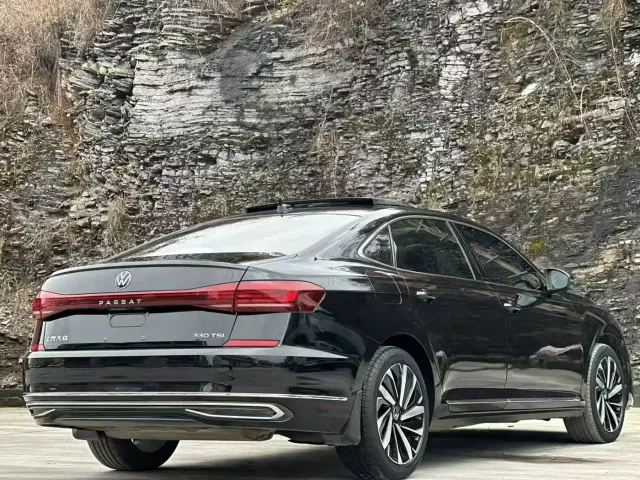 Volkswagen Passat — Фото автомобиля 9