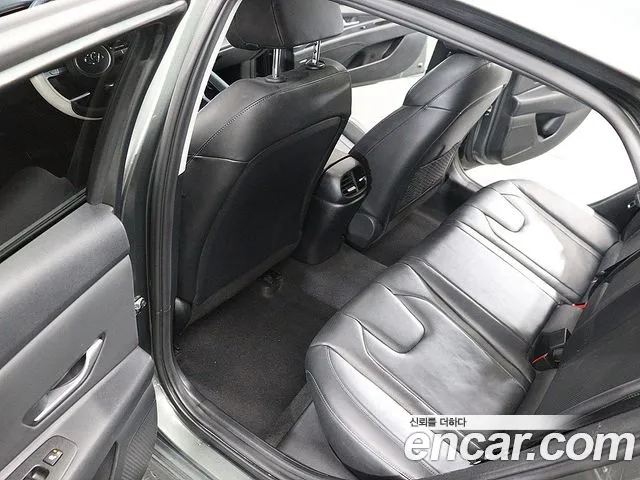 Hyundai AVANTE Новый Avante (CN7) — Фото автомобиля 16
