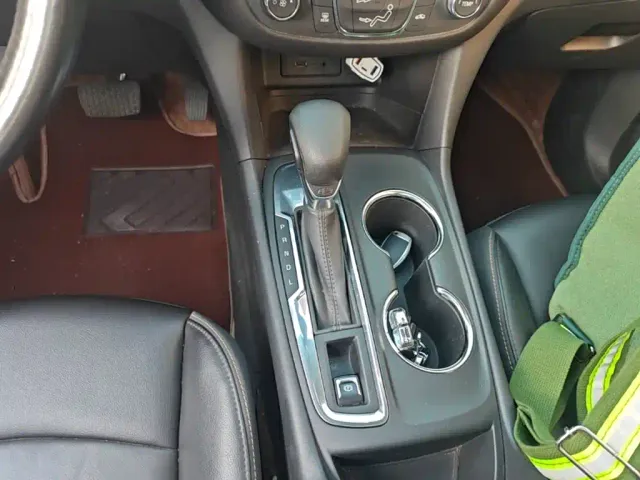 Chevrolet Equinox — Фото автомобиля 13