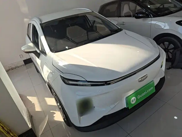 Geely Geometry E Firefly — Фото автомобиля 3