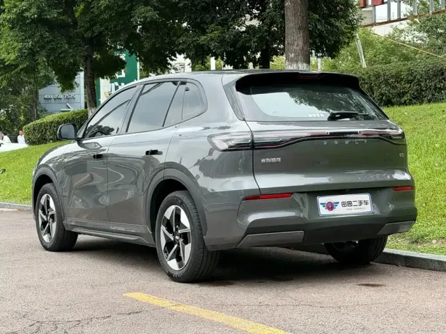 Geely Galaxy E5 — Фото автомобиля 4
