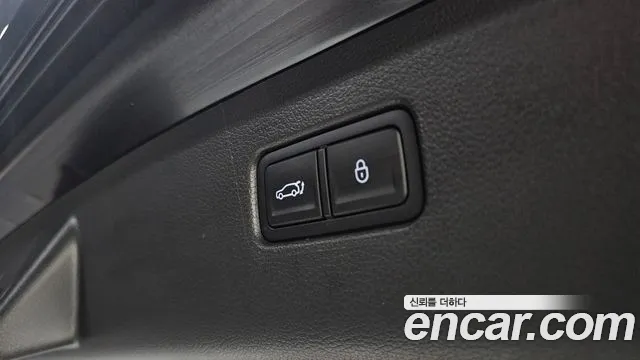 Genesis GV80 — Фото автомобиля 24