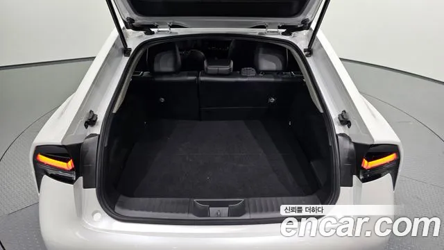 Toyota Prius — Фото автомобиля 16