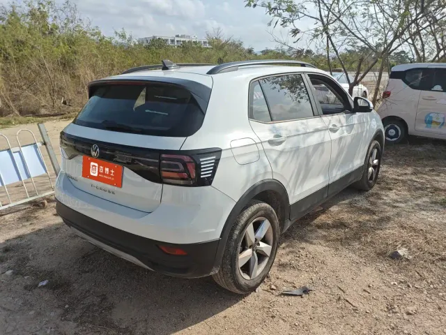 Volkswagen T-Cross — Фото автомобиля 10