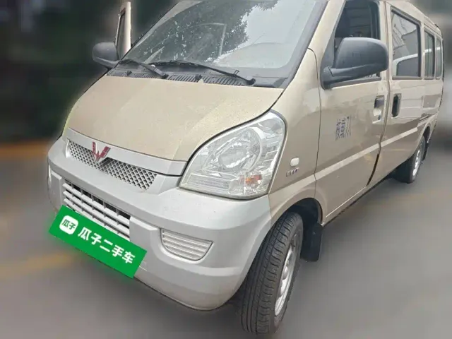 Фотография автомобиля — Wuling Rongguang
