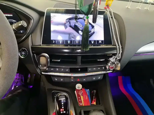 Cadillac CT5 — Фото автомобиля 14