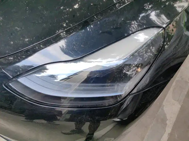 Tesla Model Y — Фото автомобиля 5
