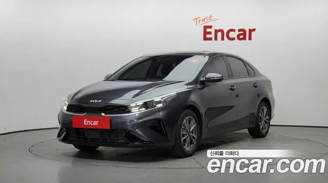 Фотография автомобиля — Kia K3 Generation 2
