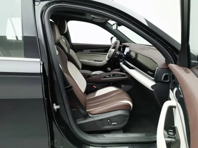 Geely Xingyue L — Фото автомобиля 23
