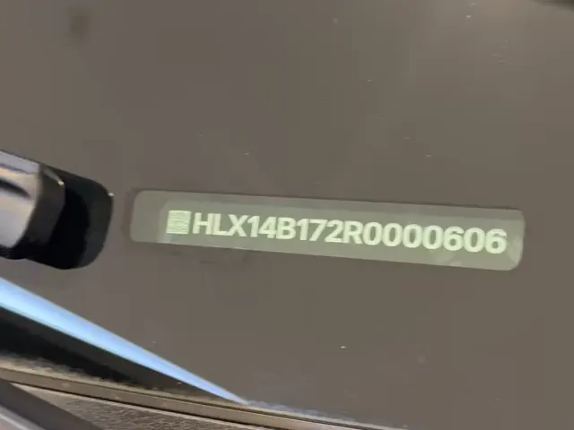 Li Auto MEGA — Фото автомобиля 3