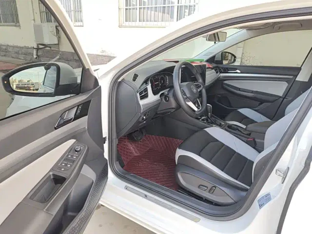 Volkswagen Bora — Фото автомобиля 15