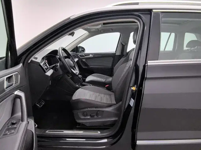 Volkswagen Tiguan L — Фото автомобиля 10