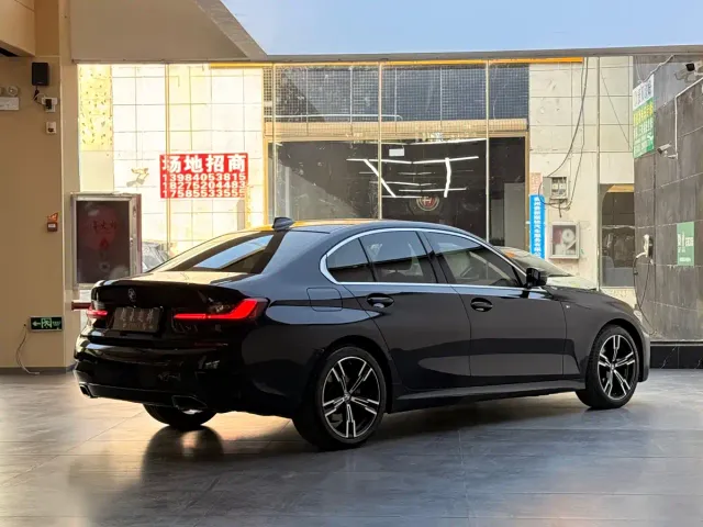 BMW 3 Series — Фото автомобиля 12