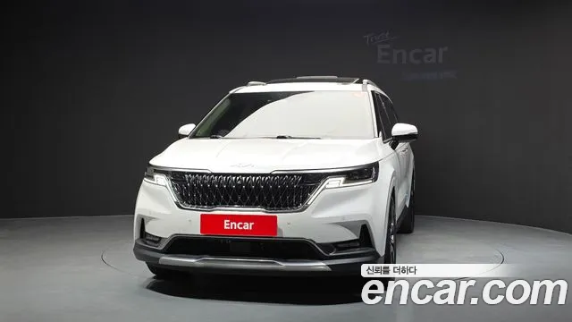 Kia Canival Carnival 4 поколение Бензин 9 мест Signature — Фото автомобиля 3