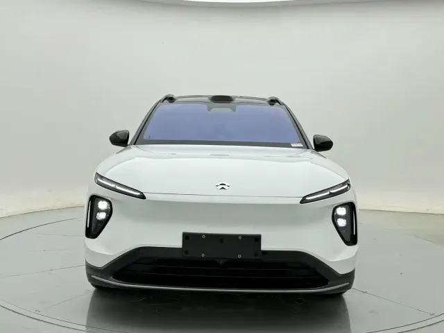 Nio ES6 — Фото автомобиля 3