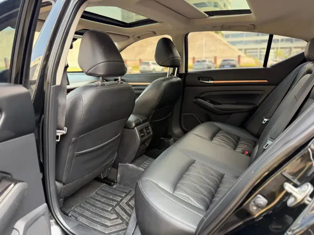 Nissan Teana — Фото автомобиля 5