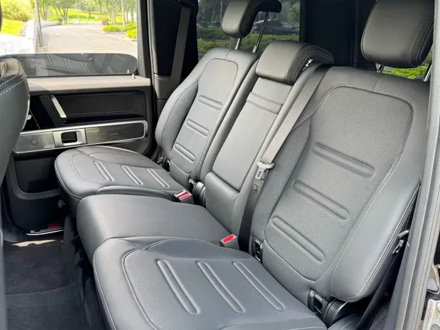 Mercedes-Benz G-Class — Фото автомобиля 16