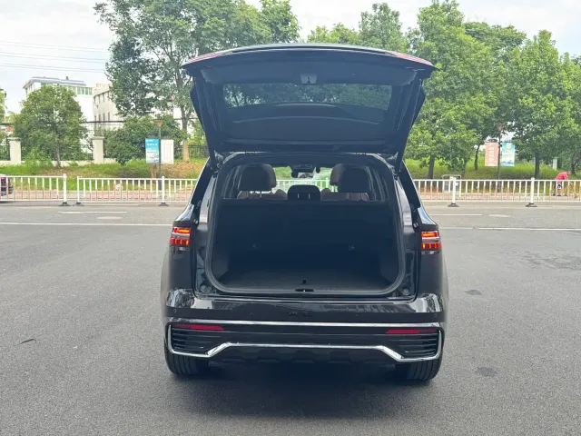 Geely Xingyue L — Фото автомобиля 19
