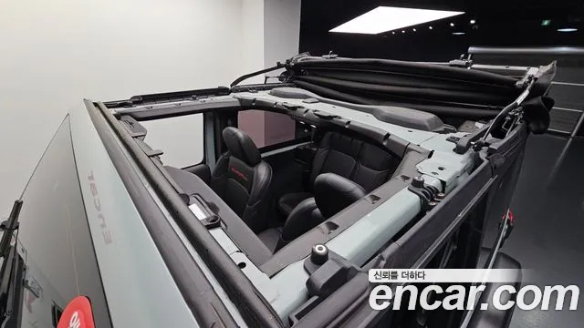 Jeep Wrangler Wrangler (JL) 2.0 Rubicon 2 двери — Фото автомобиля 15