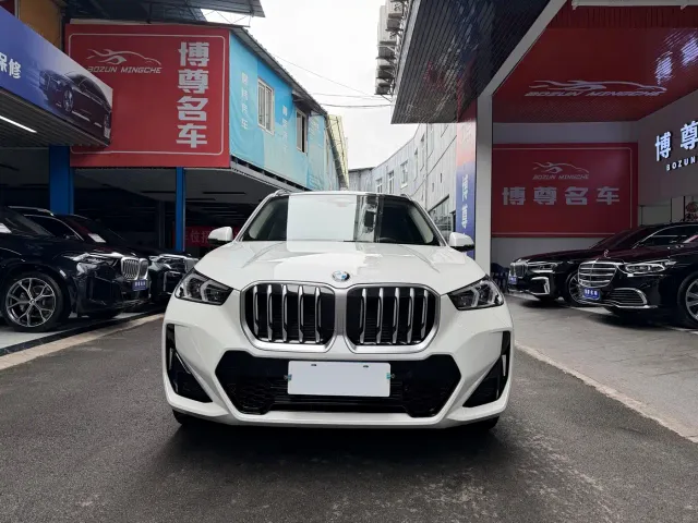 BMW X1 — Фото автомобиля 2