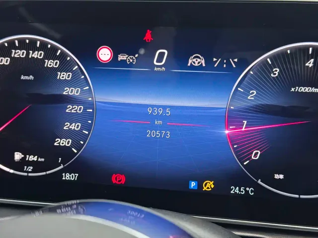 Mercedes-Benz C-Class — Фото автомобиля 11