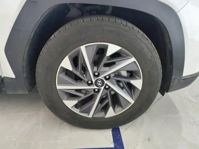 Hyundai Tucson — Фото автомобиля 6