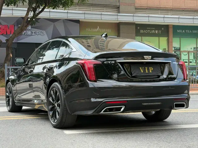 Cadillac CT5 — Фото автомобиля 6