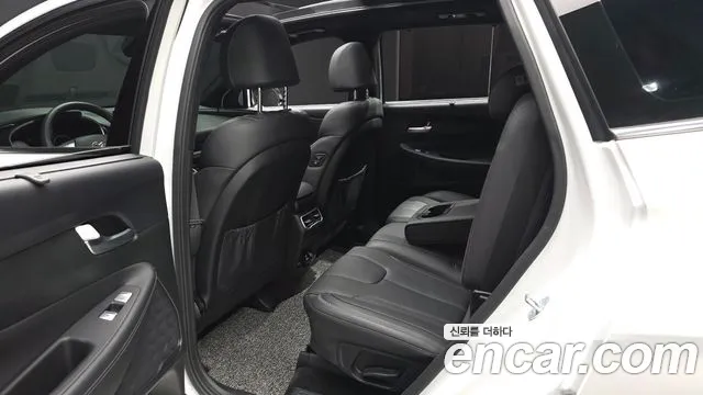 Hyundai Santafe Новый Santa Fe Бензин 2.5T 2WD — Фото автомобиля 10
