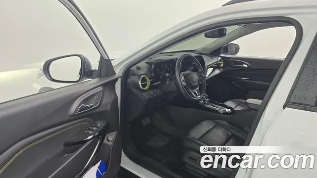 ChevroletGMDaewoo Trax Trax Кроссовер — Фото автомобиля 10