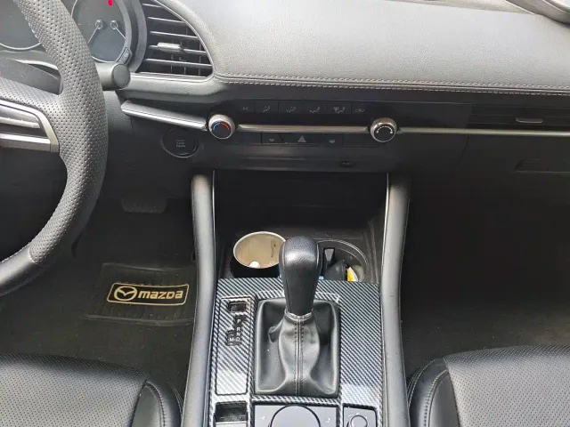 Mazda Mazda3 Axela 2023 2.0L Auto Zhiqing — Фото автомобиля 8