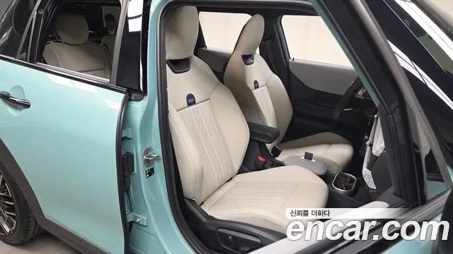 Mini Cooper — Фото автомобиля 12