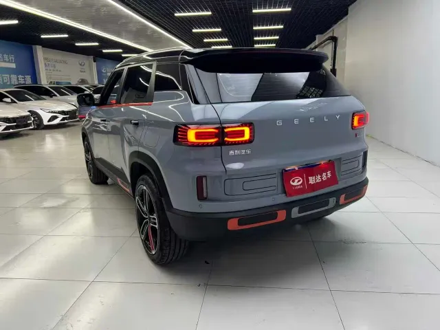 Geely ICON — Фото автомобиля 8