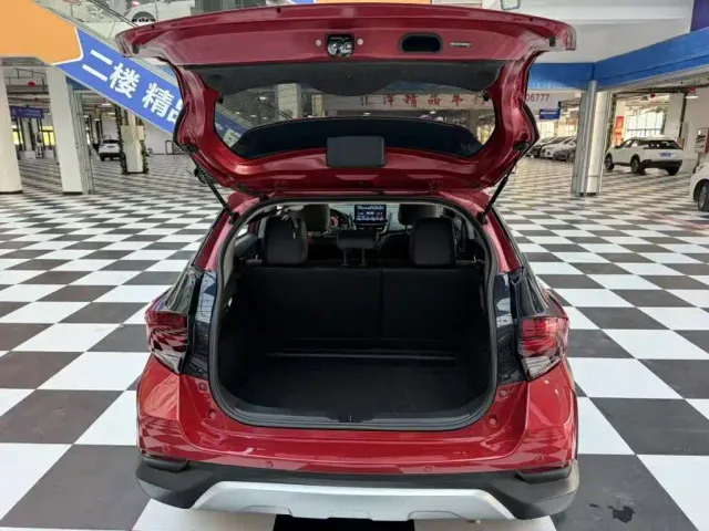 Toyota YARiS L Zhi Xuan — Фото автомобиля 5
