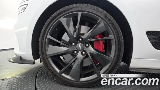 Genesis G70 New — Фото автомобиля 5
