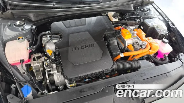 Hyundai Avante CN7 — Фото автомобиля 9