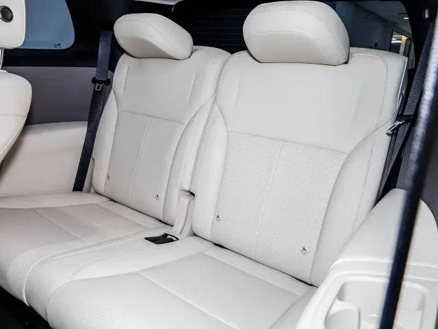 Li Auto Li i8 2025 Standard Edition — Фото автомобиля 17