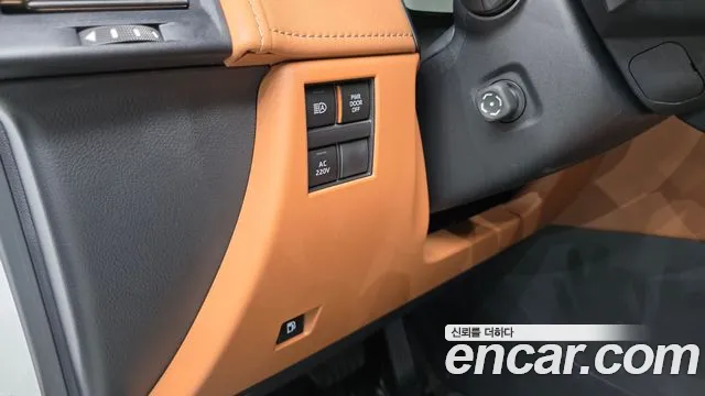 Toyota Alphard — Фото автомобиля 26
