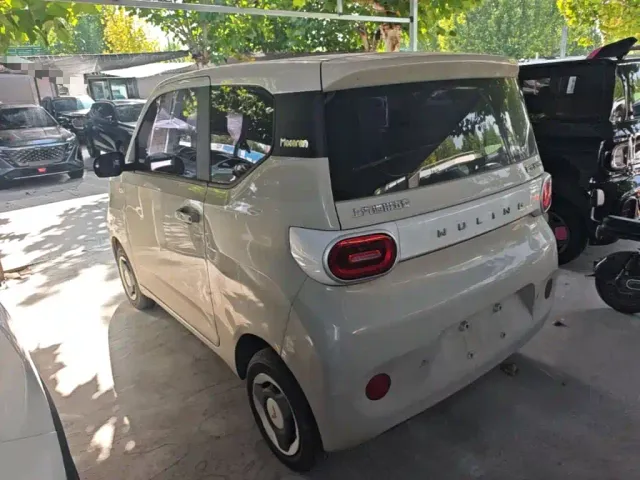 Wuling Hongguang Mini EV — Фото автомобиля 4
