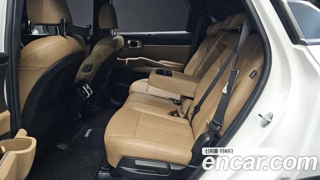 Kia Sorento Новый Sorento 4 поколение Бензин 2.5T 2WD — Фото автомобиля 11