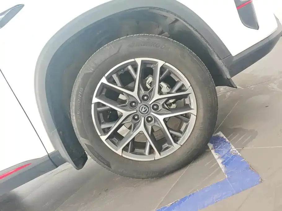 Changan Changan CS75 PLUS 2022 2nd Gen 1.5T Automatic Premium — Фото автомобиля 6