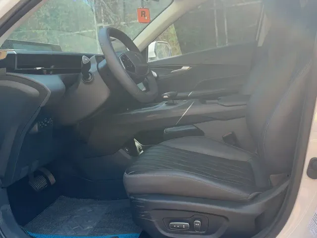 Changan Lamore — Фото автомобиля 4