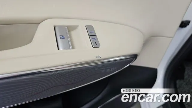 Genesis GV70 — Фото автомобиля 29