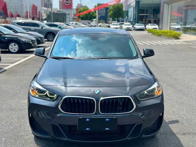BMW X2 — Фото автомобиля 2