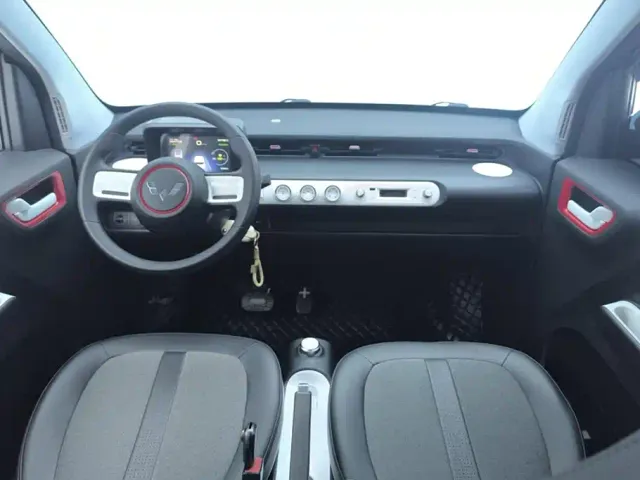 Wuling Hongguang Mini EV — Фото автомобиля 12