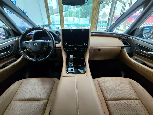 Toyota Vellfire — Фото автомобиля 6