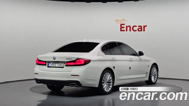 BMW 5 Series G30 — Фото автомобиля 2