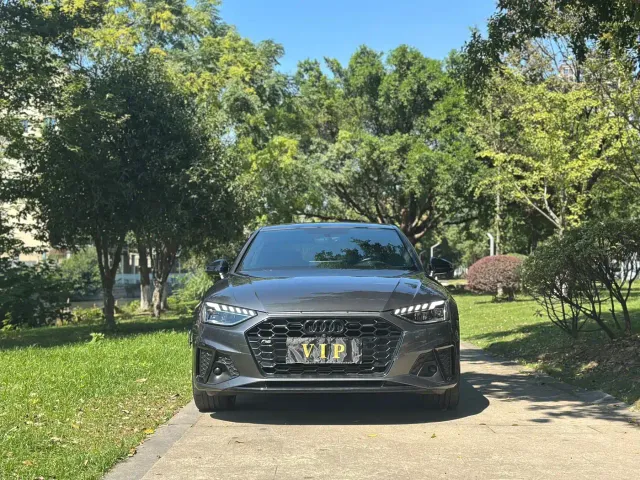 Audi A4L — Фото автомобиля 2