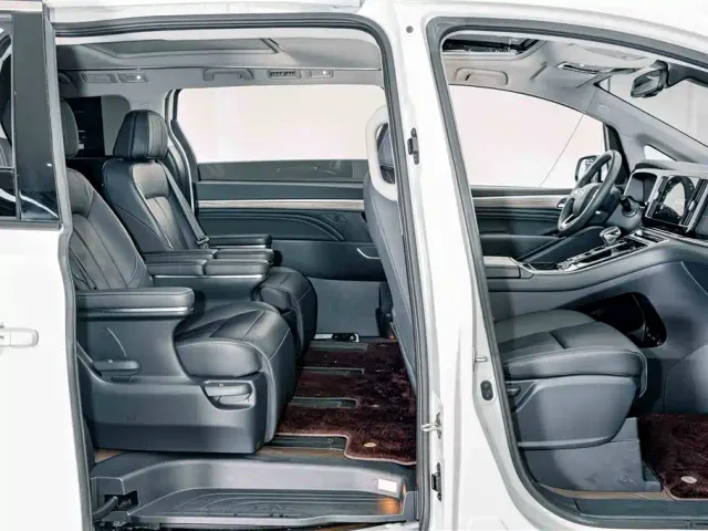 GAC Trumpchi M8 — Фото автомобиля 19