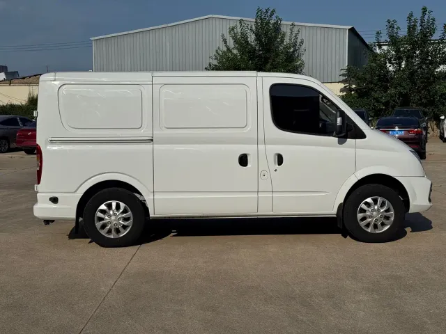 Maxus Xintu V80 — Фото автомобиля 16