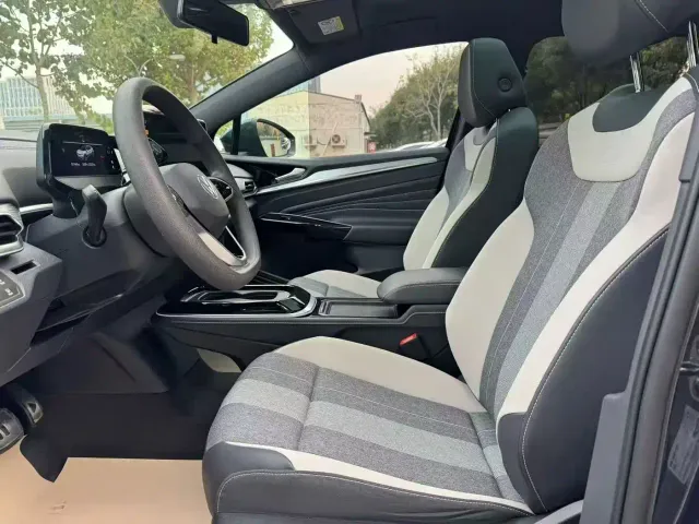 Volkswagen ID.4 Crozz — Фото автомобиля 4